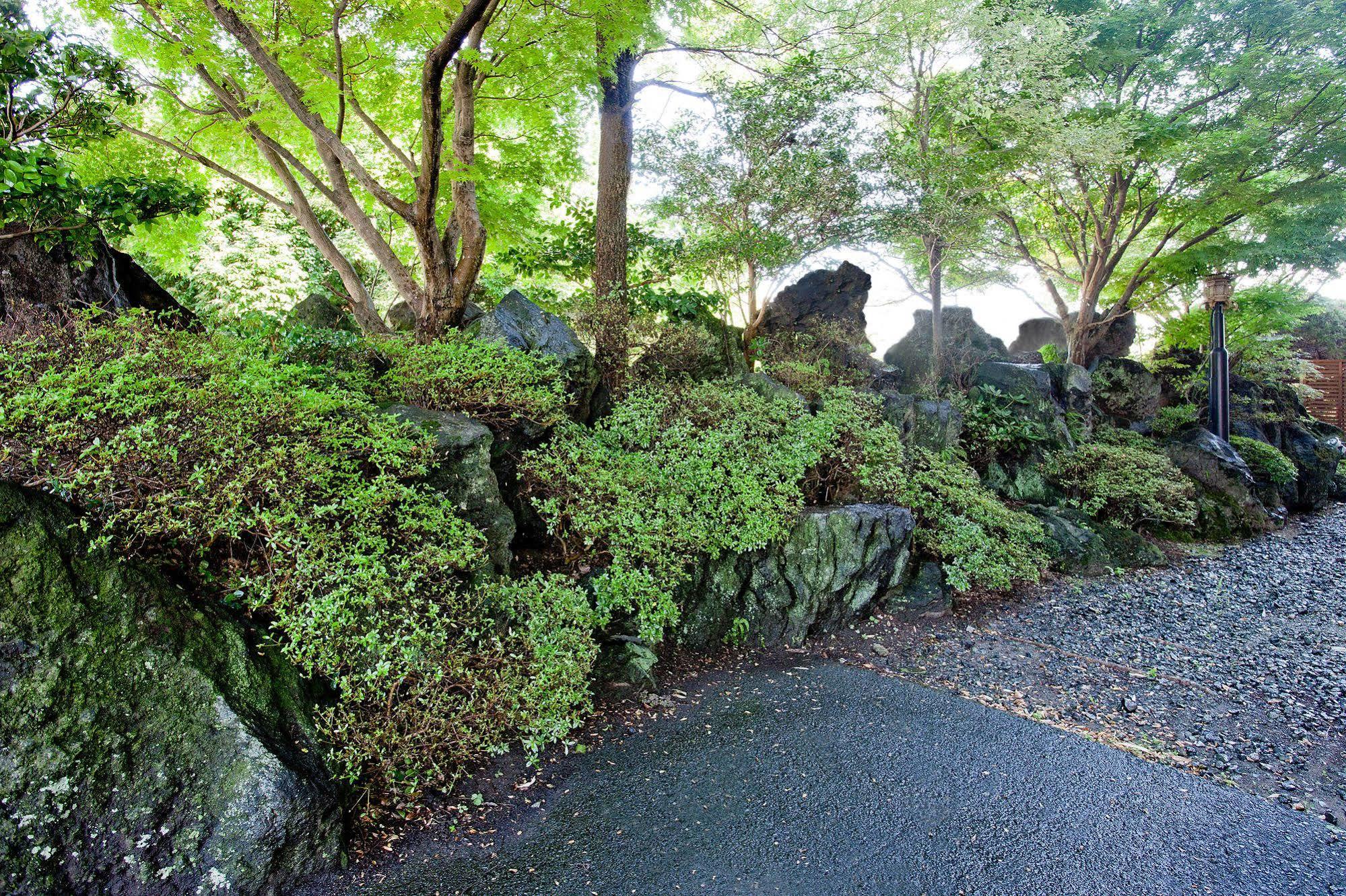 ホテル ゆとりろ山鹿 エクステリア 写真